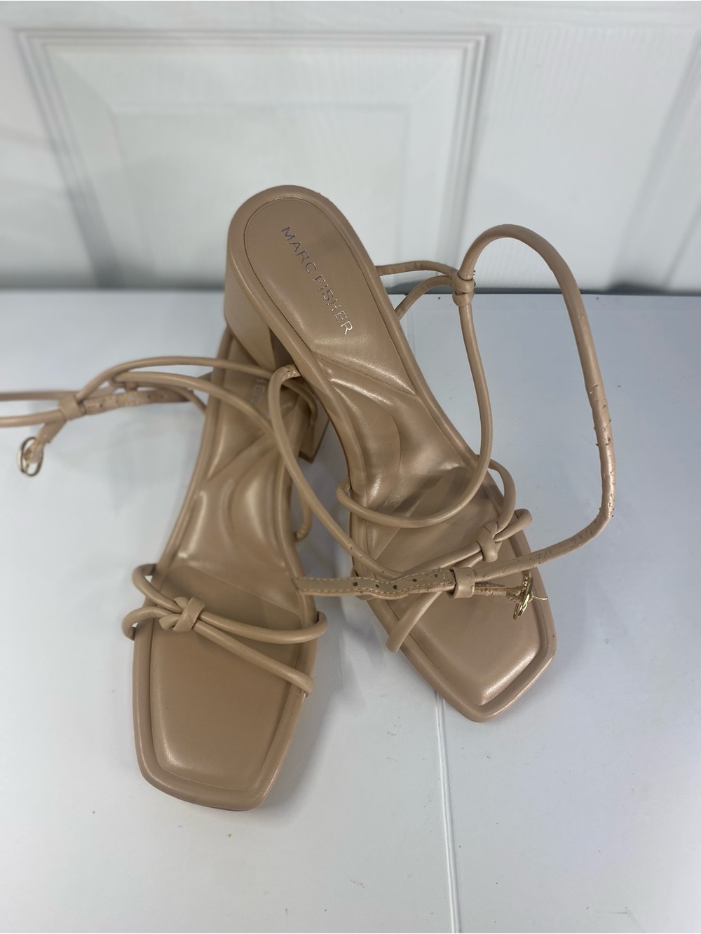 Marc Fisher Beige Strappy Square-Toe Block Heels Flawes